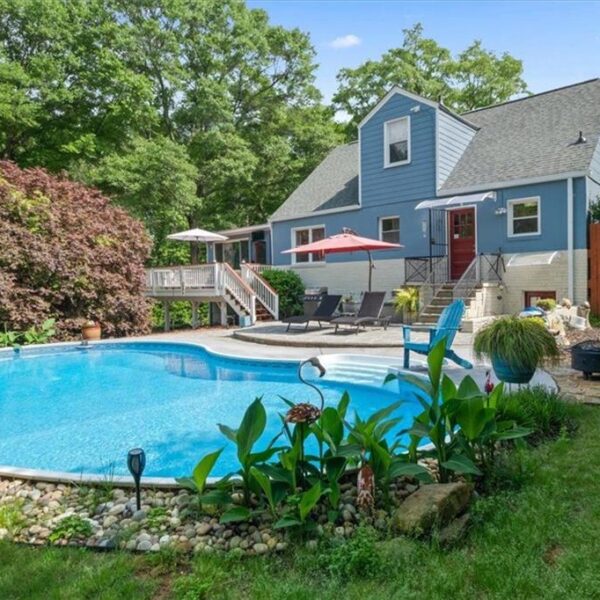 Restoria-Pool-House-Front-View-1